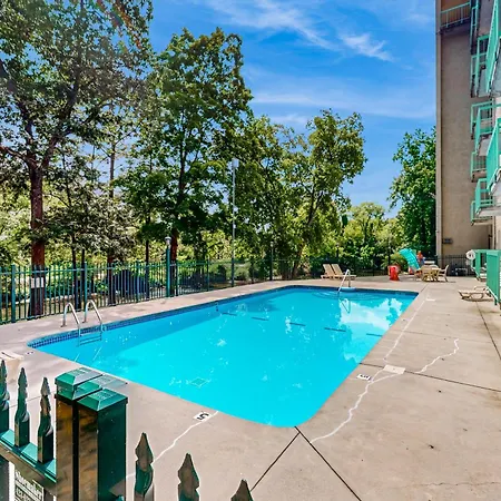 River Paradise Pigeon Forge Room photo